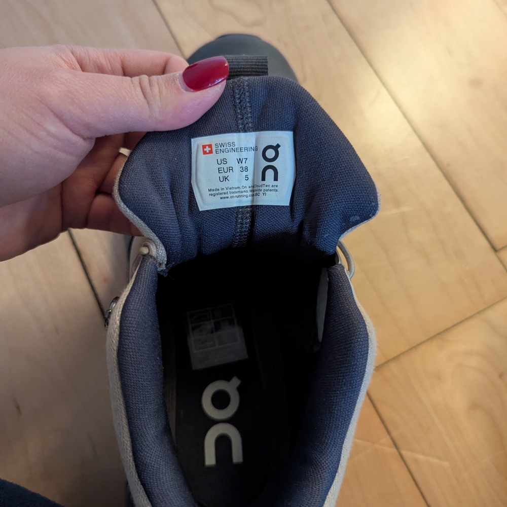 On Running Women's Black and Beige Sneakers - Picture 5 of 8